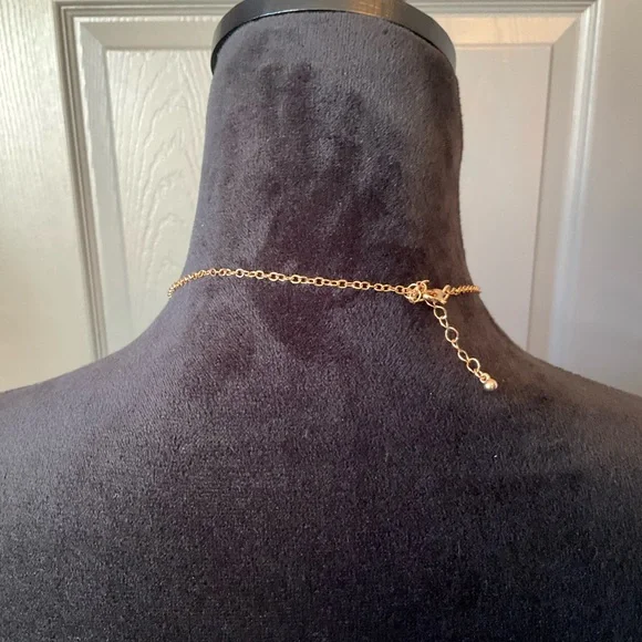 Charming Red Heart Necklace - Picture 2 of 3